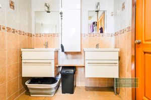 Photo 23- click for photo gallery